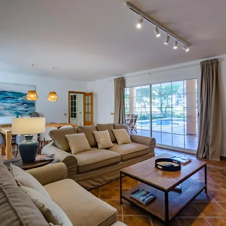 Aquamarina Villa